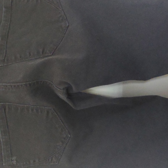 Converse One Star Navy Blue Blue jeans in a Size 2. Fits more like a Size 0/00 - Picture 13 of 16